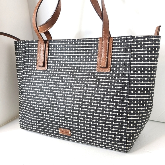 Fossil Handbags - FOSSIL Rachel Tote Bag Like New